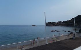 Mare Taormina